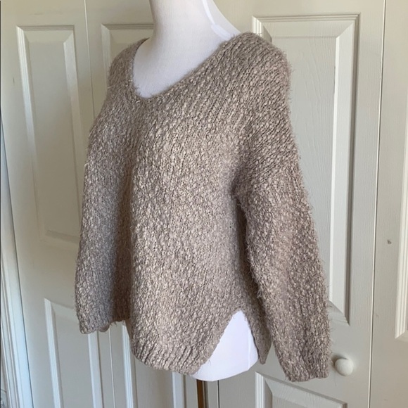 Pale pink Miracle Fuzzy Sweater - Picture 3 of 8